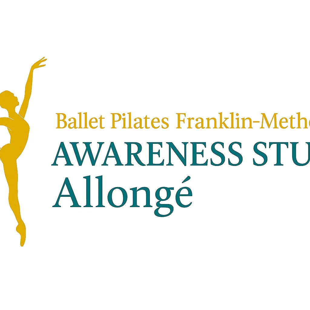 スタジオのロゴマークを新しく作ってみました。